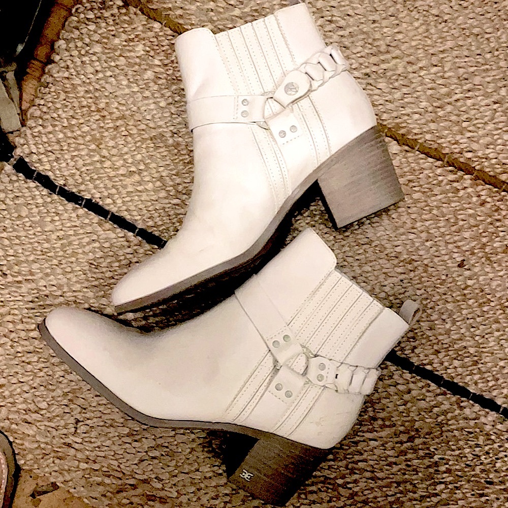 Leather off white harness moto boot